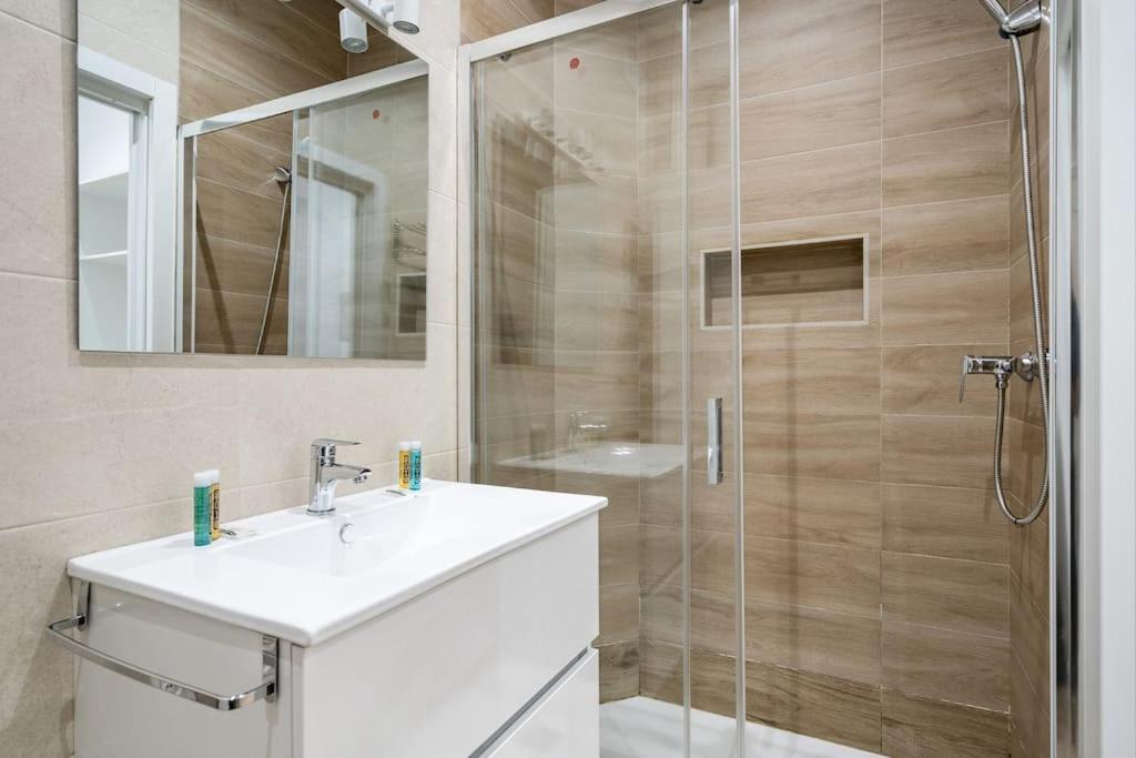 Apartamento Acogedor Y Comodo Guad-C Madrid Exterior photo